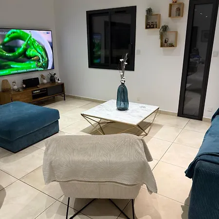Villa 3 Faces Avec Piscine Ponteilla