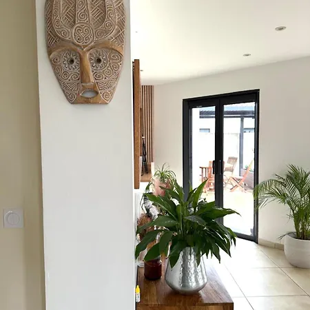 Villa 3 Faces Avec Piscine