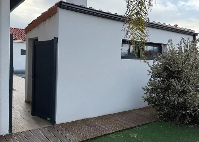 Villa 3 Faces Avec Piscine