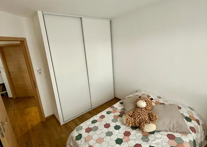 Villa 3 Faces Avec Piscine *